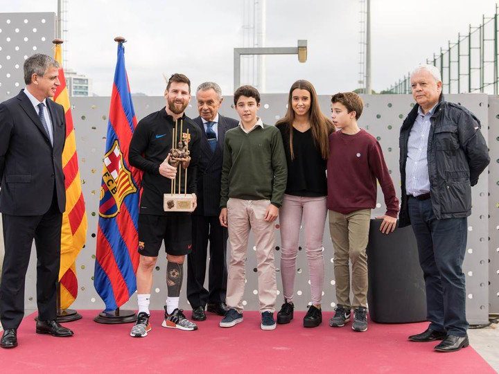 Messi galardonado con el premio Memorial Aldo Rovira