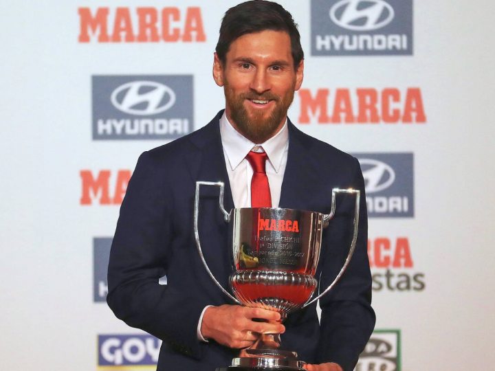 Messi recibe el Pichichi y el Di Stéfano en los Premios MARCA