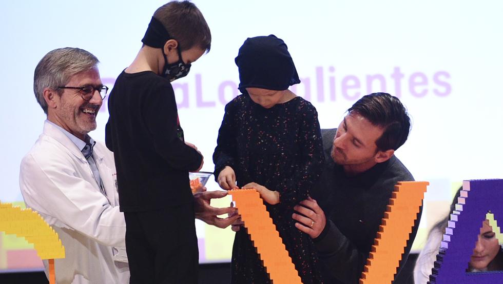 Leo Messi lays first stone of Sant Joan de Déu Pediatric Cancer Center Barcelona
