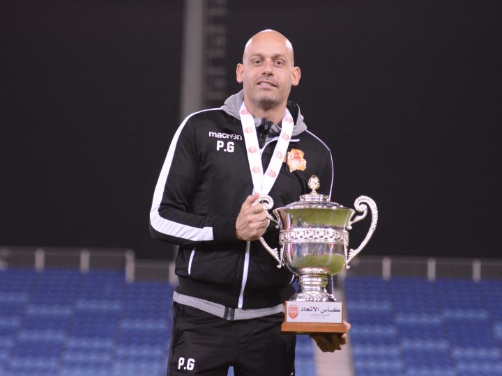Pedro Gómez Carmona hace historia al conquistar la Federation Cup con el East Riffa Club de Baréin