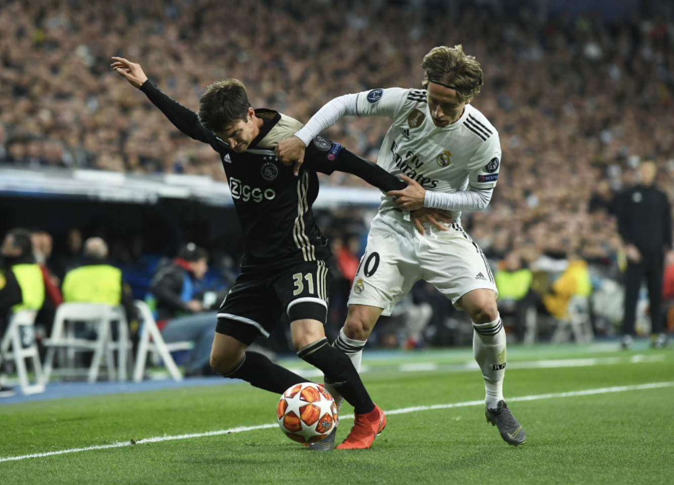 “We’ve made history”, Ajax’s Tagliafico chats to COPE’s El Partidazo after knocking Real Madrid out of the Champions League