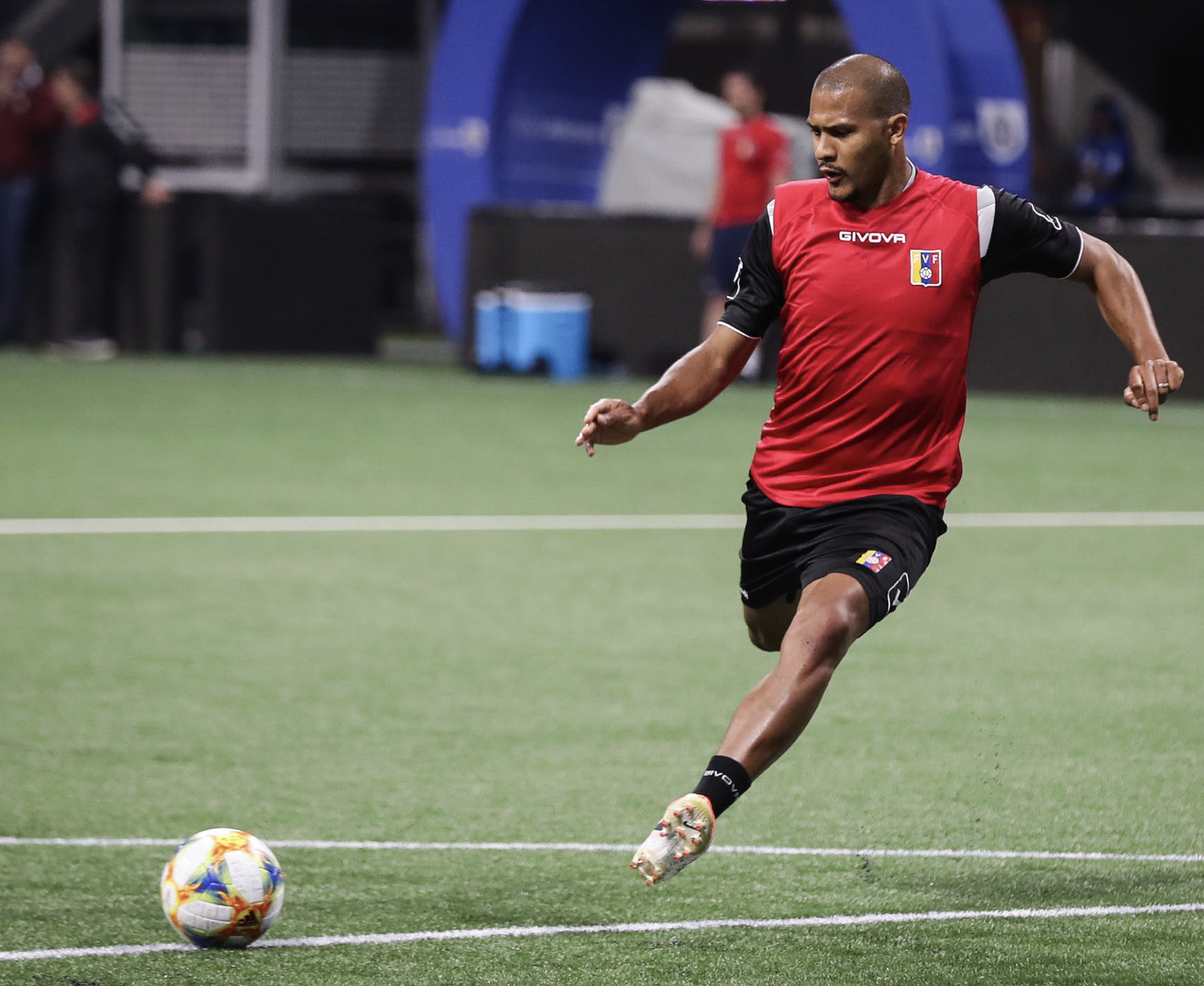 Marca profiles Rondón’s fine form: the guarantees of a ‘killer’ striker