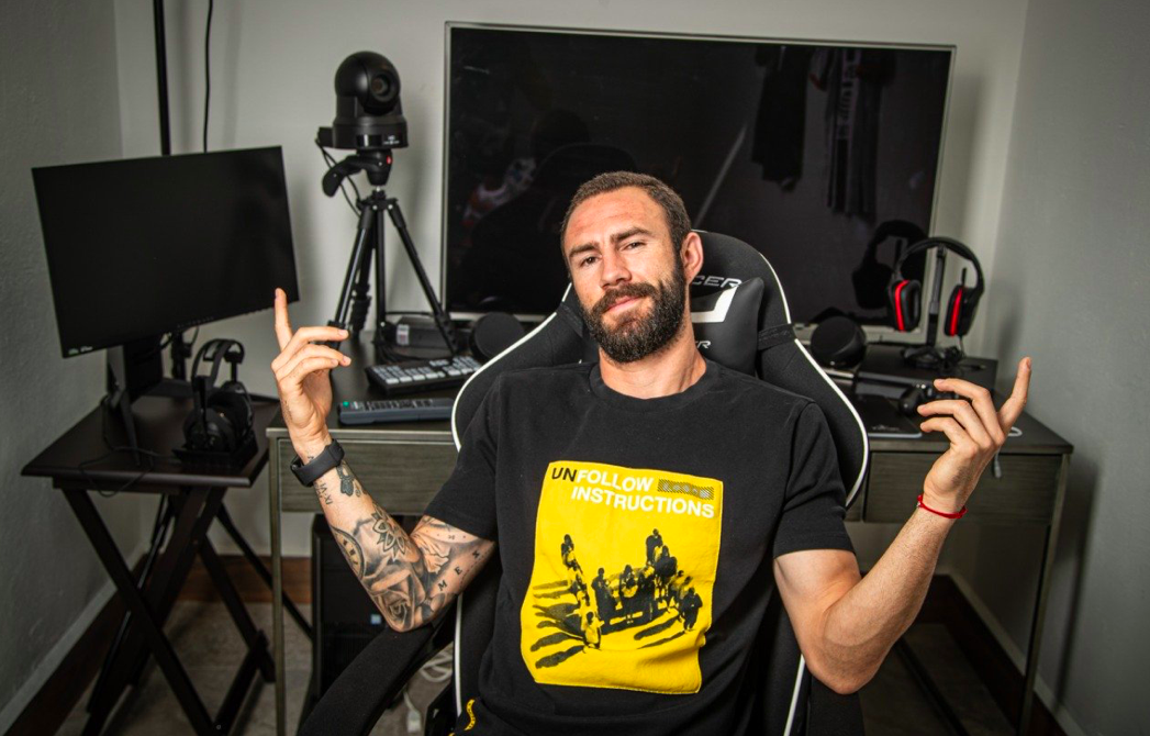 Panenka reports on how Miguel Layún has taken the digital world by storm whilst maintaining career focus
