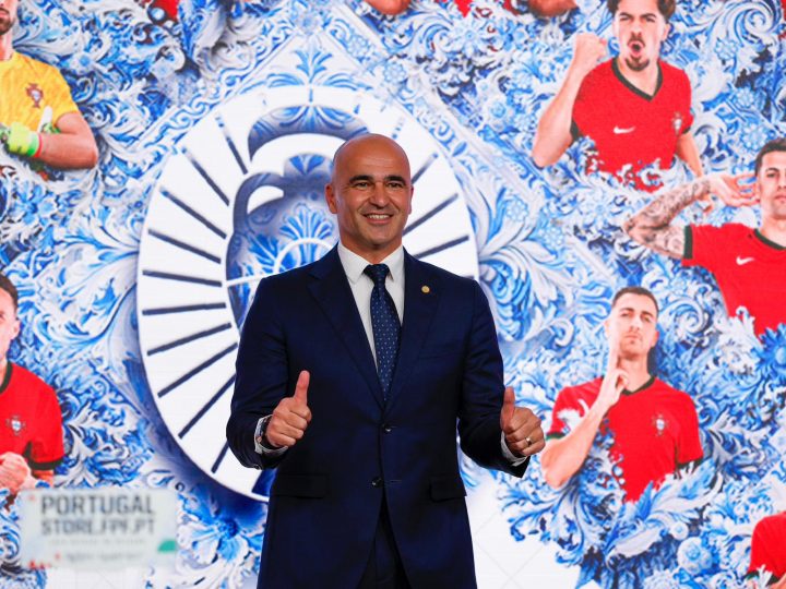 Compañeros de profesión de Roberto Martínez le felicitan por sus dos años como seleccionador de  Portugal