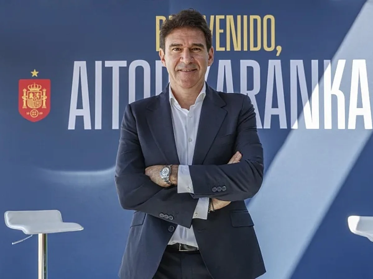 Aitor Karanka was recognised at the Radio Marca Albacete Awards for his outstanding achievements as a player and a coach